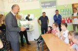 Grad Knin podijelio knjige osnovnoškolcima s posebnim odgojno-obrazovnim potrebama