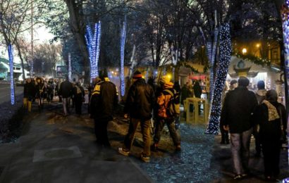 JAVNI POZIV za zakup sajamskih kućica za vrijeme održavanja manifestacije „ADVENT U KNINU 2018.“